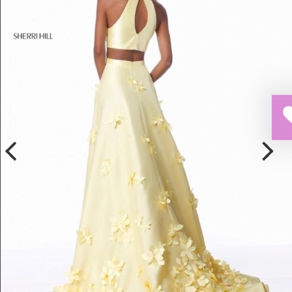 Sherri Hill size 6 red halter top prom dress 51116 - Picture 5 of 6